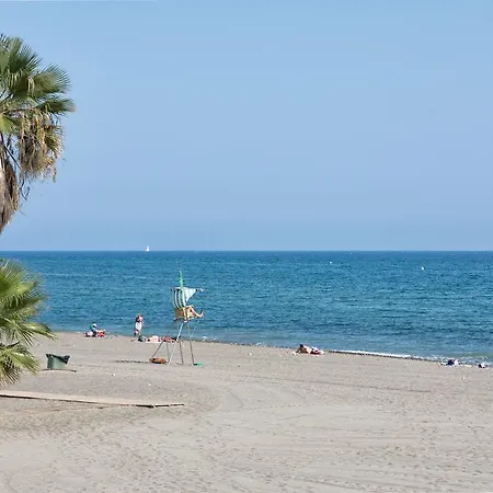 Real Apartment Estepona